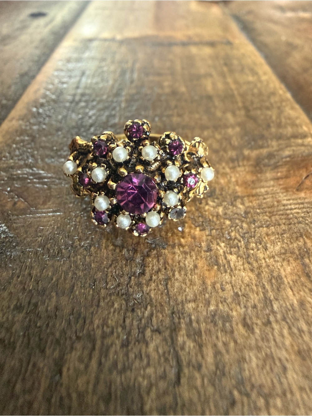 Vintage Vogue Gold-Tone Ring with Purple Crystals and Pearls - Adjustable